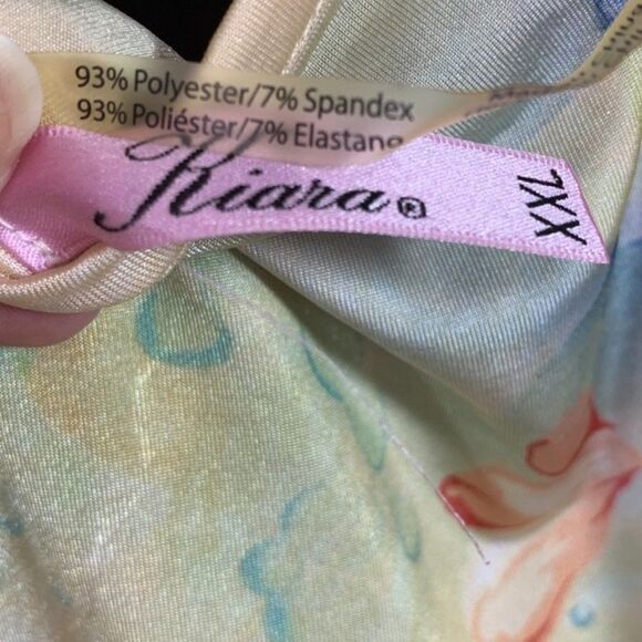 Kiara V Neck Dress - Picture 6 of 6